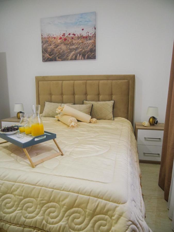 Imperator Apartments Улцин Екстериор снимка