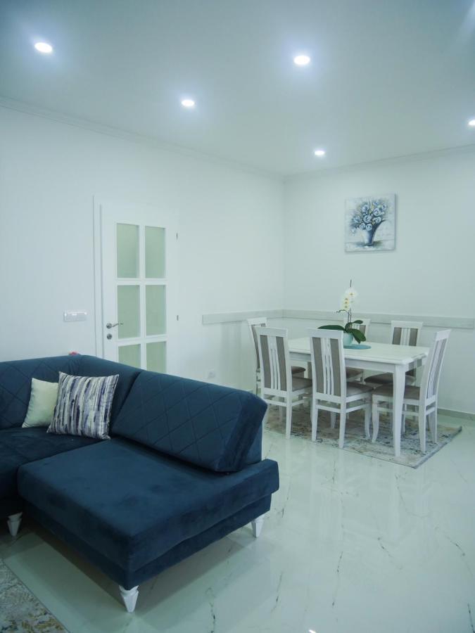 Imperator Apartments Улцин Екстериор снимка