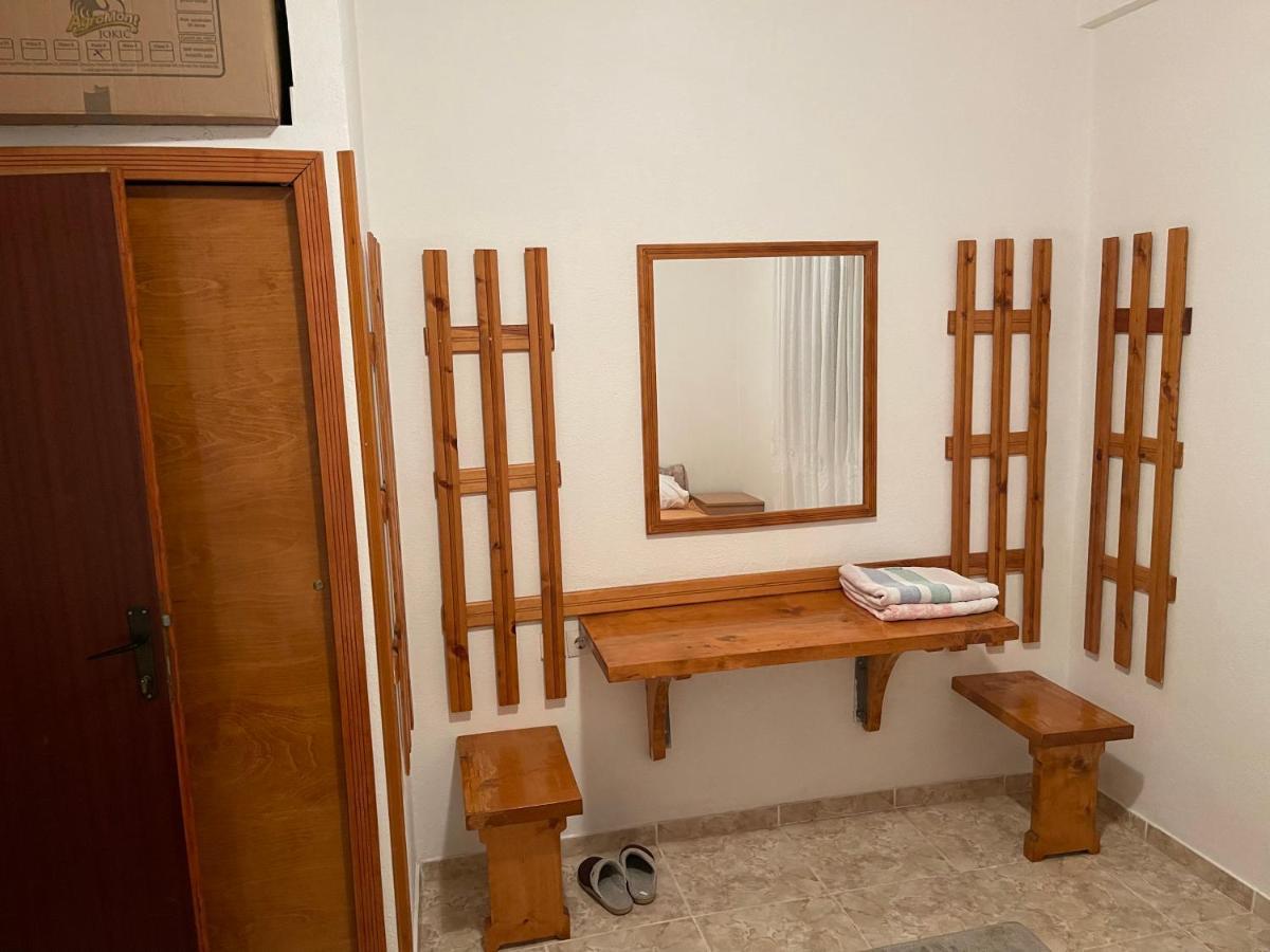 Imperator Apartments Улцин Екстериор снимка