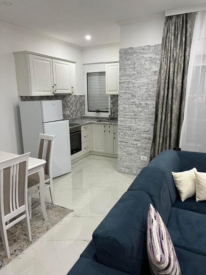 Imperator Apartments Улцин Екстериор снимка